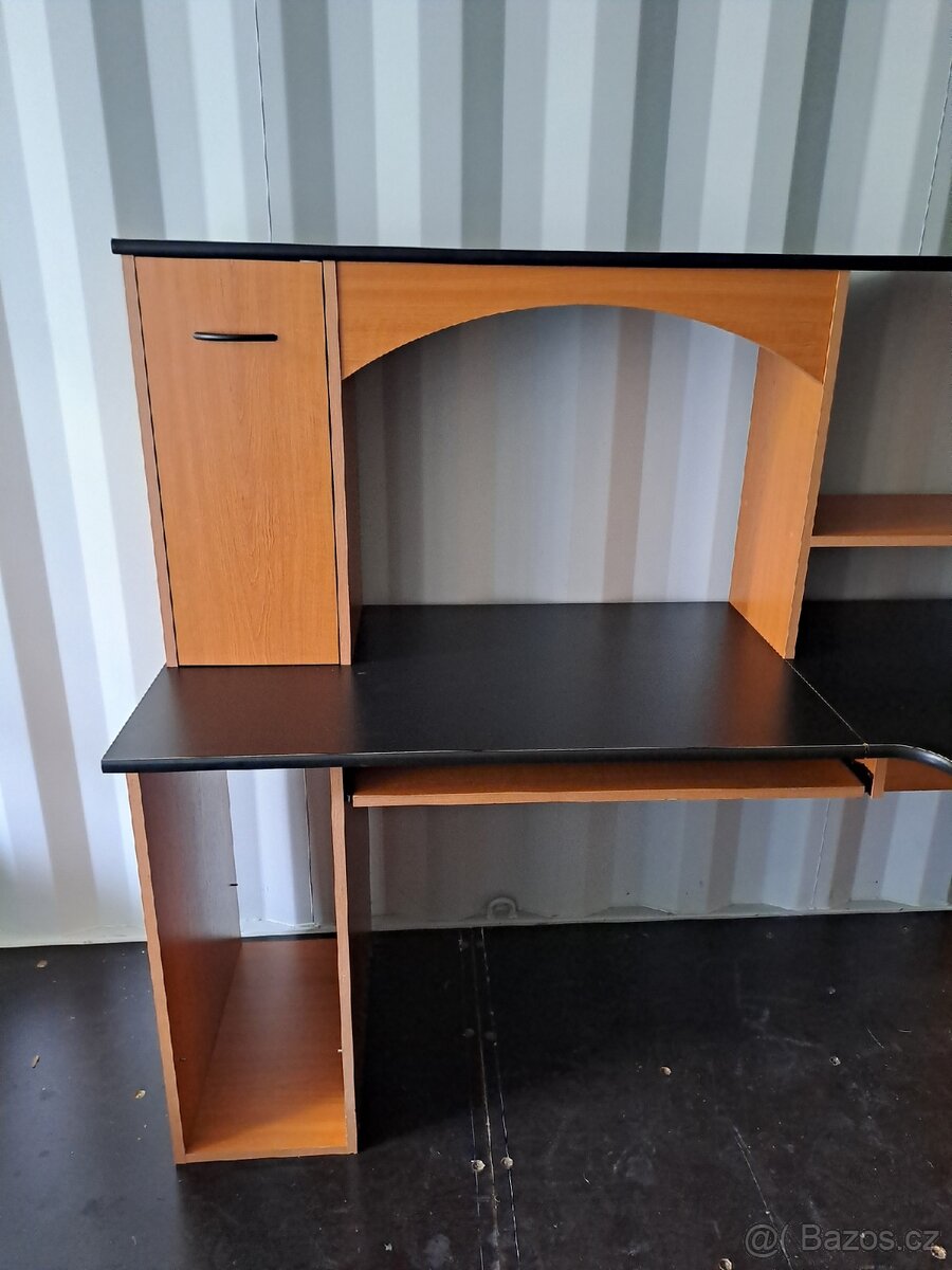 Pracovní psací stůl - 3