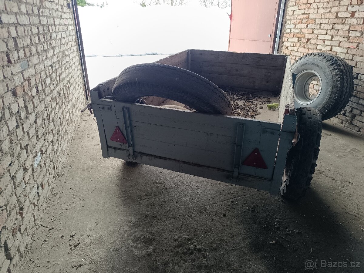 Prodám vlek za traktor ( jednoosý přívěs) - 3