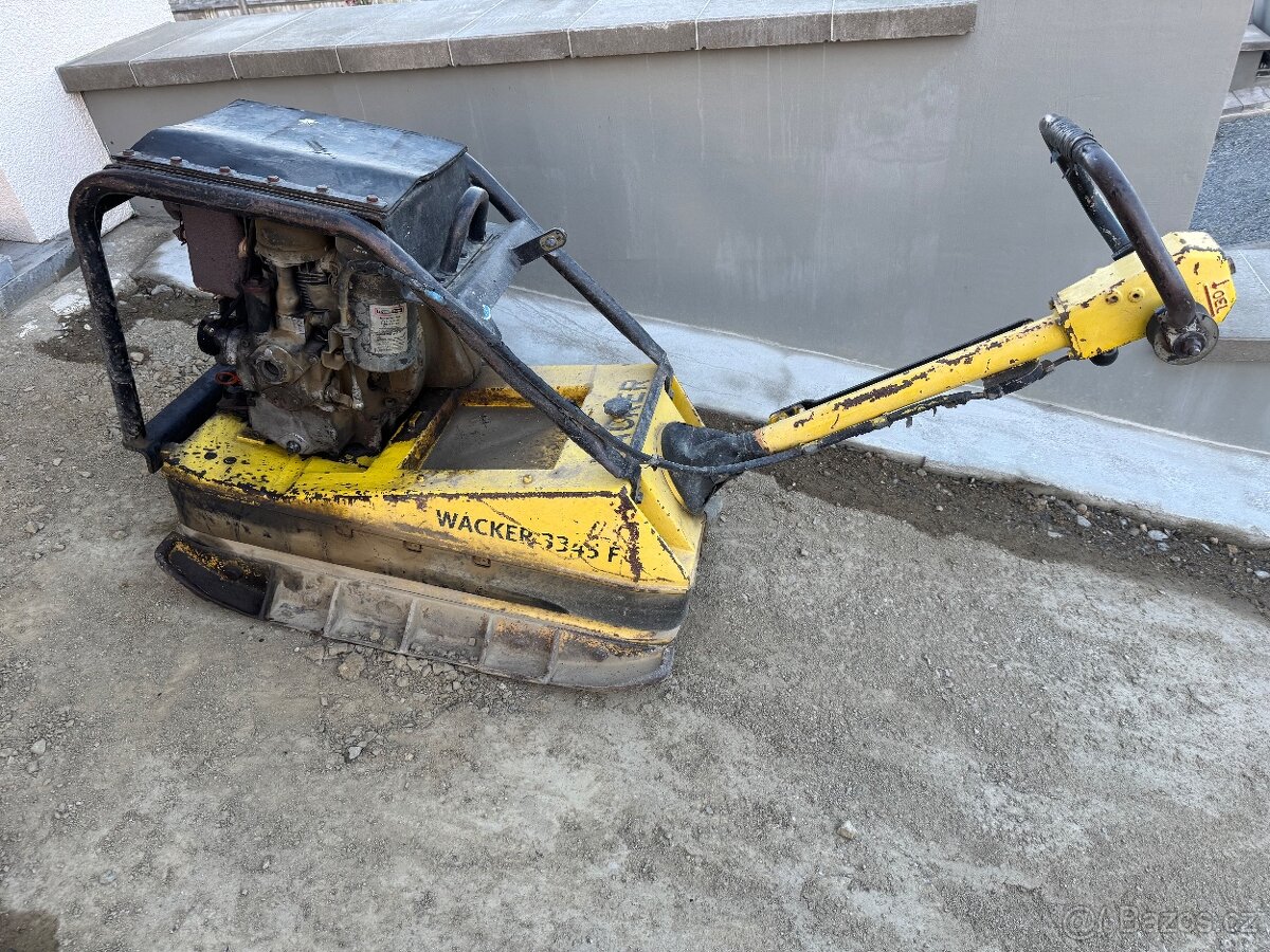 Vibrační deska Wacker 3225F - 3