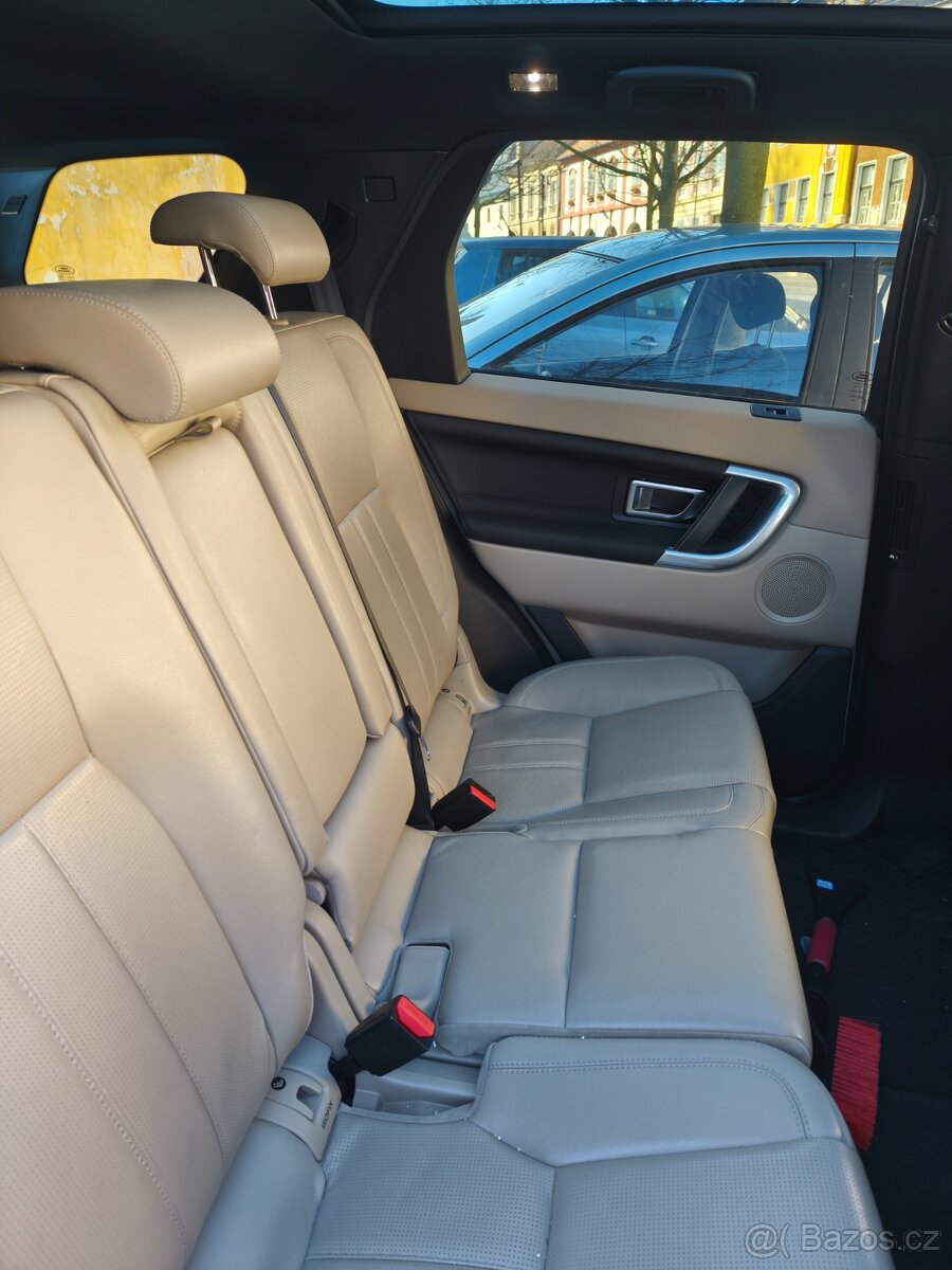 Land Rover Discovery Sport - 3