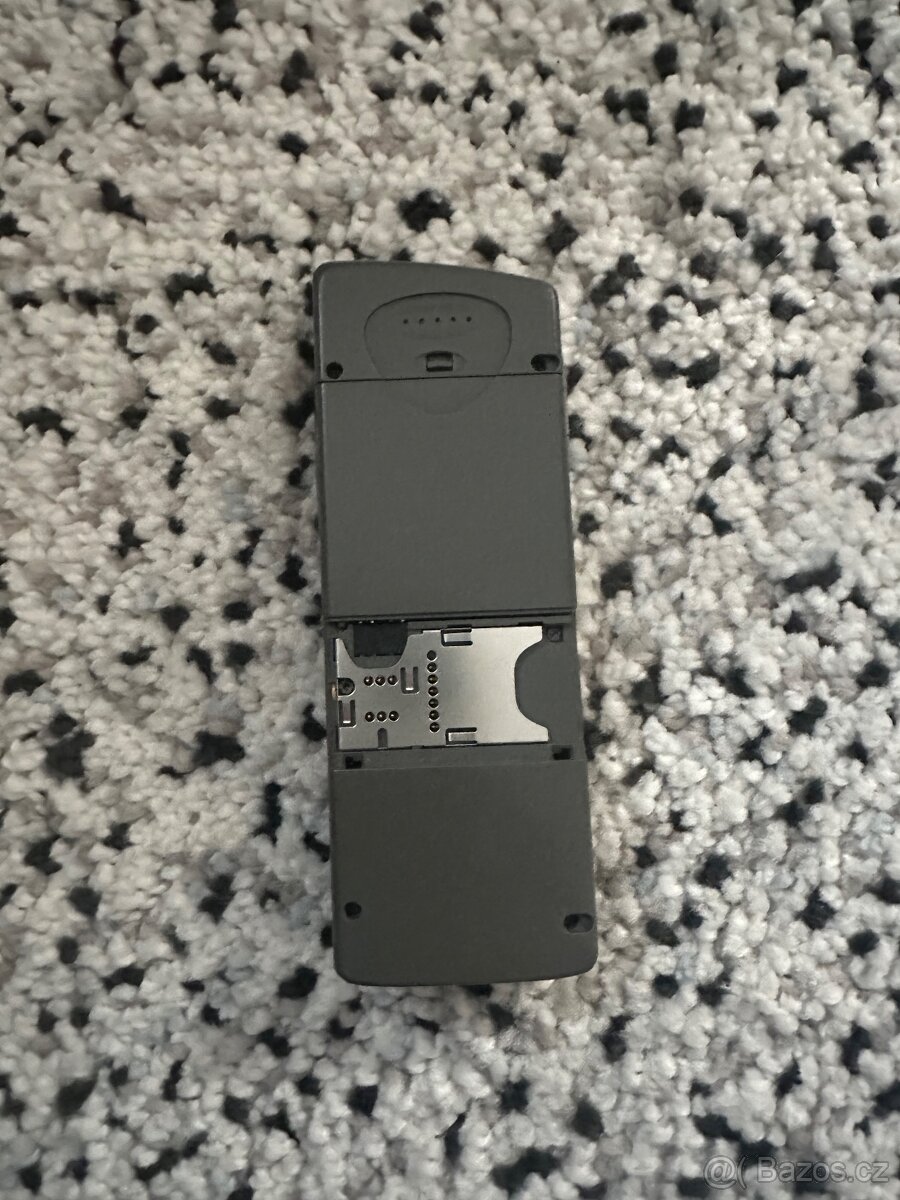 Prodám Nokia communicator 9210i - 3
