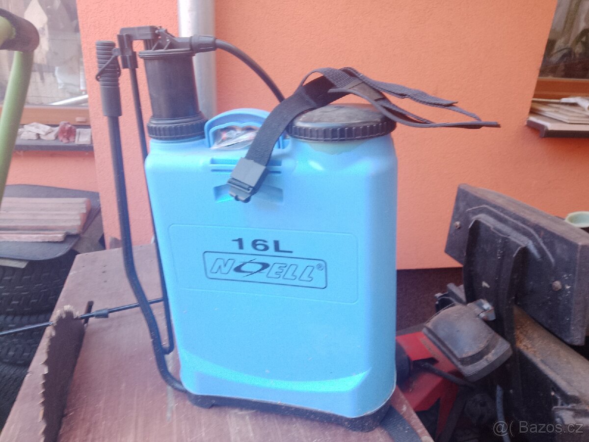 Zahradní postřikovač - 3
