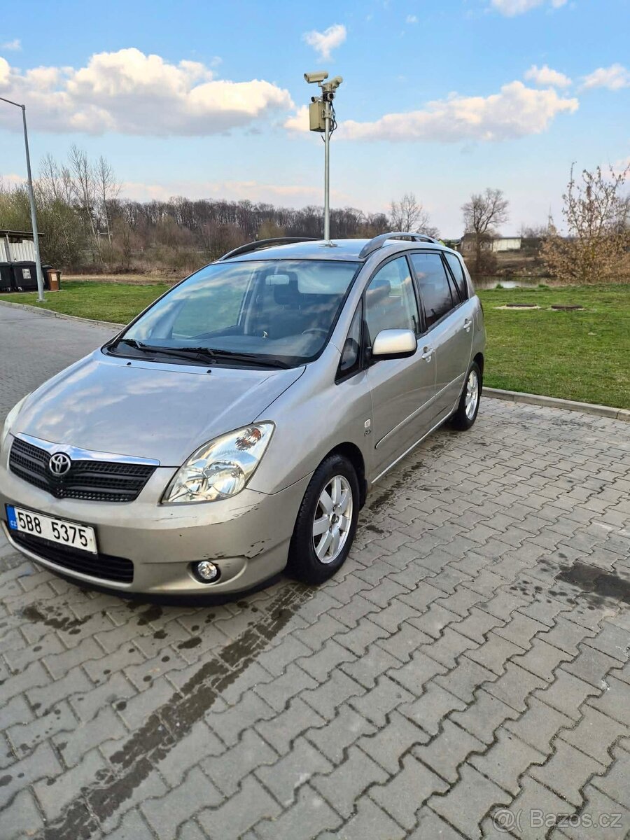 Toyota Corolla verso - 3