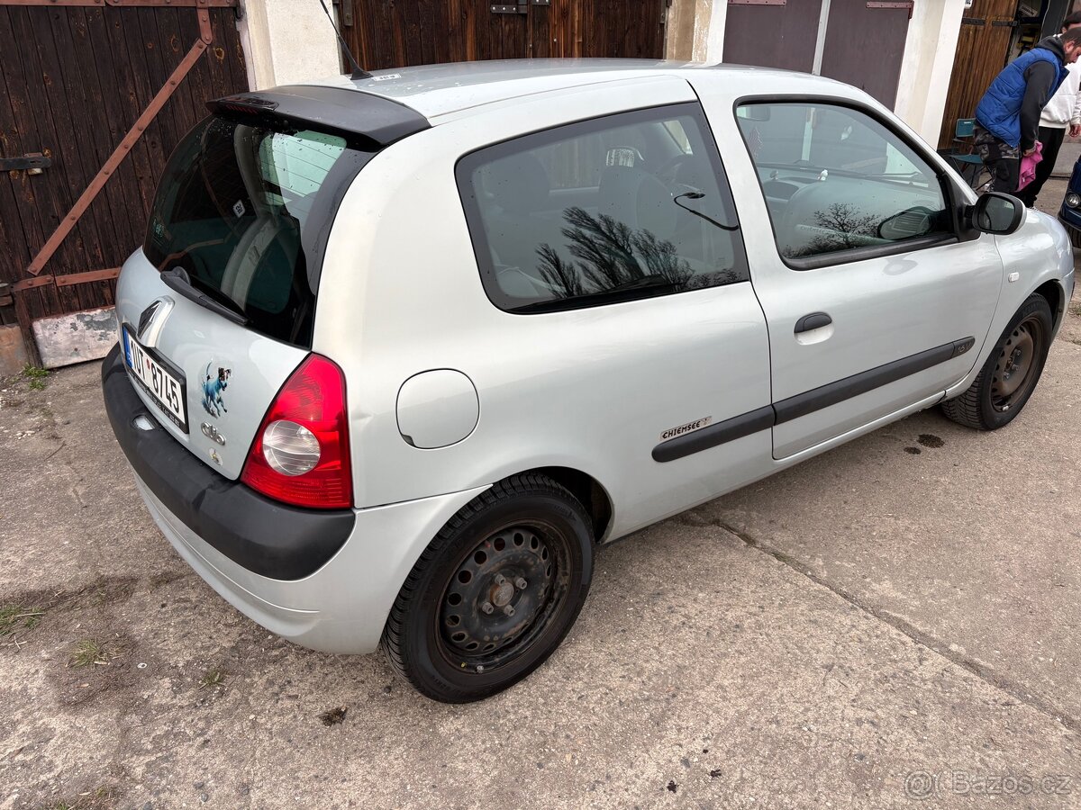 Renault clio 1.2 - 3