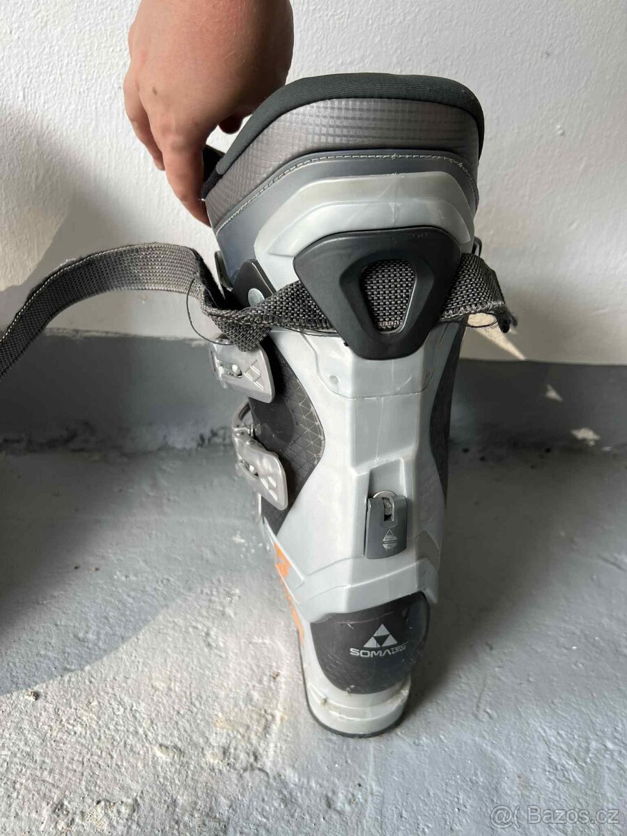 lyzaky fischer mx5 - 3