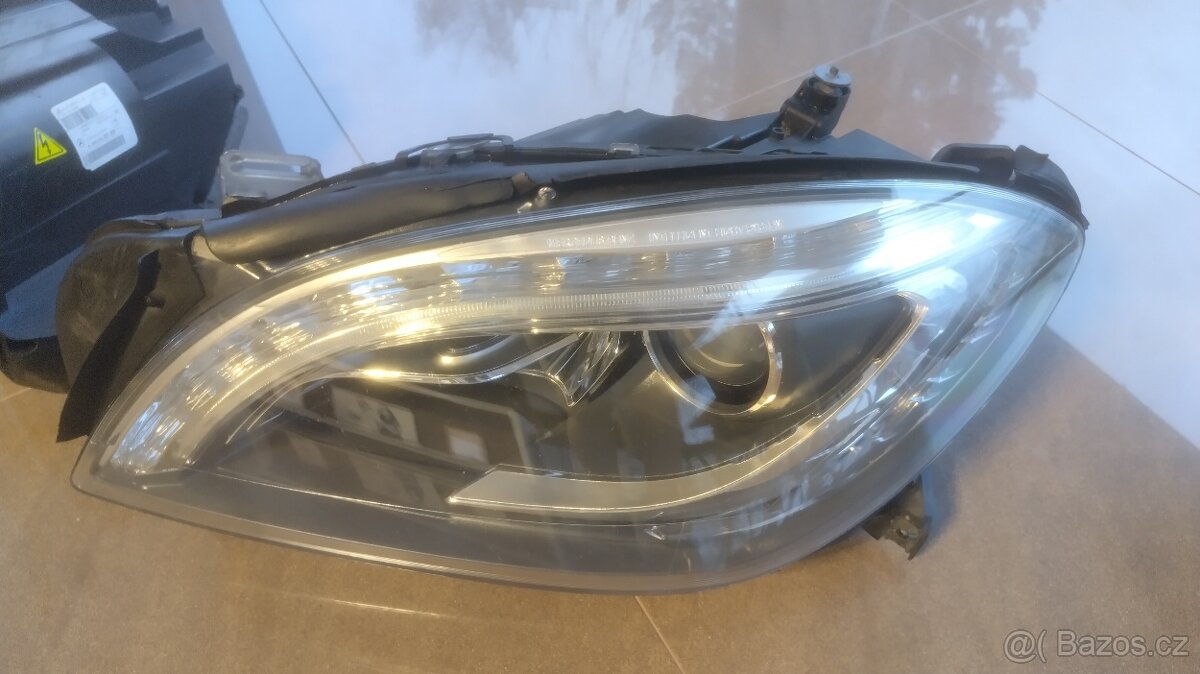 Přední LED světla Mercedes Benz ML - w166 - 3