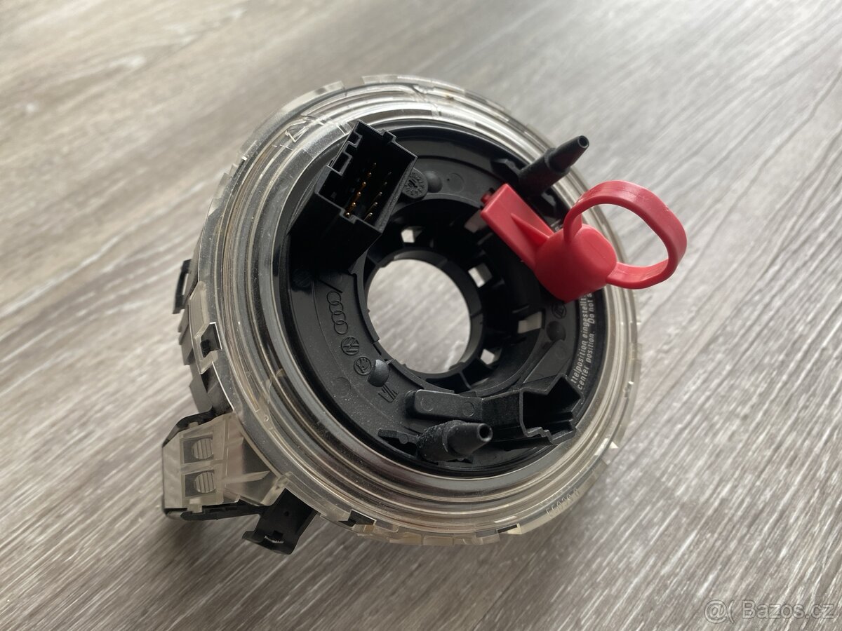 Podvolantový kroužek Audi A4 A6 A8 8E0953541D - 3