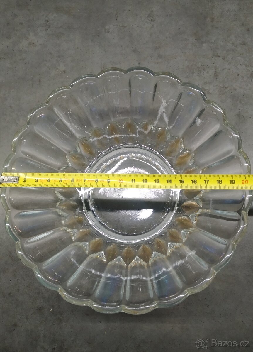 Stará sklenena misa - 3