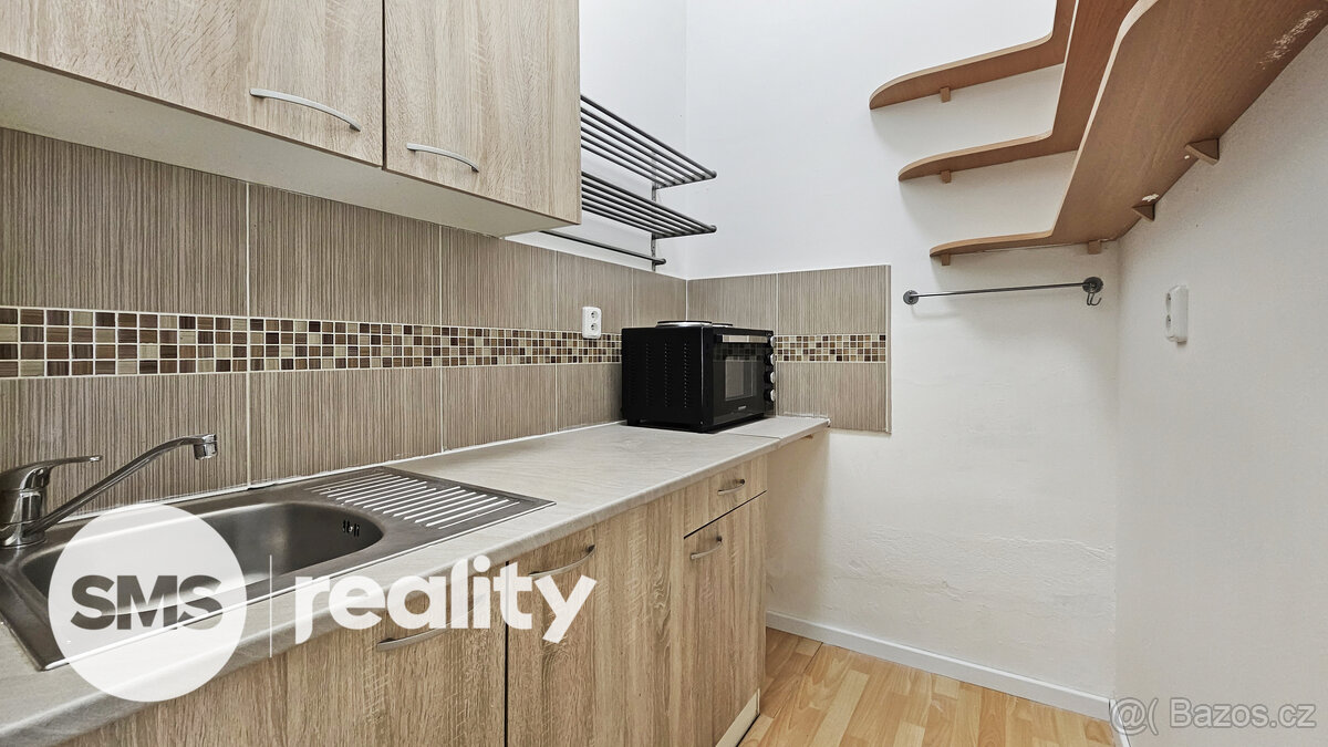 Útulný byt 1+kk k pronájmu – jen pár kroků od centra - 3