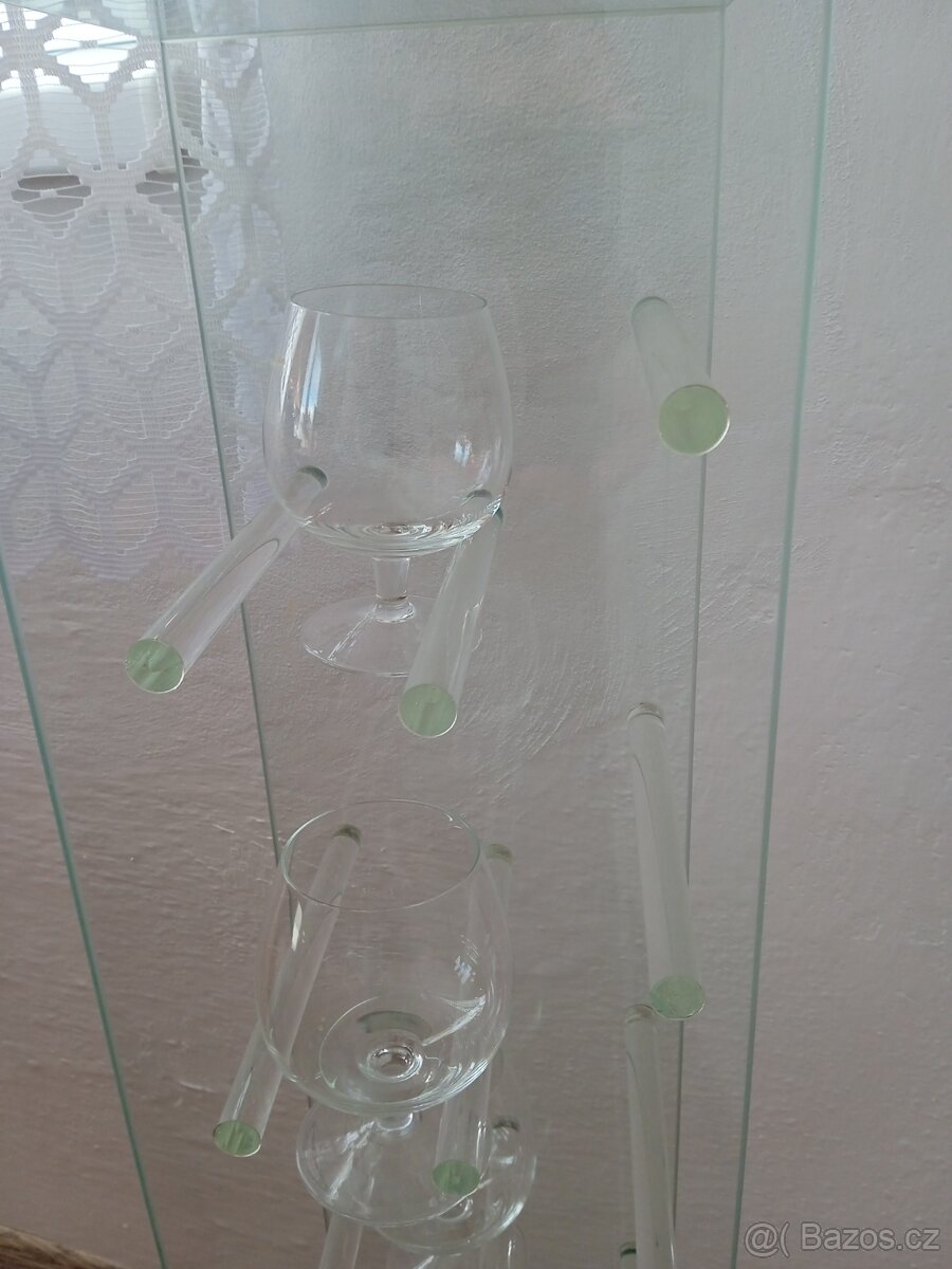 Skleněná vytrínka - 3