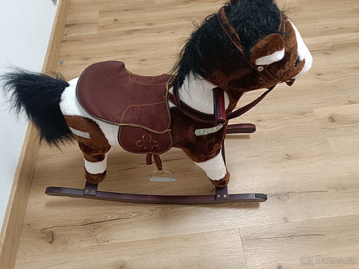 Houpací kůň se zvuky a pohyby - 3