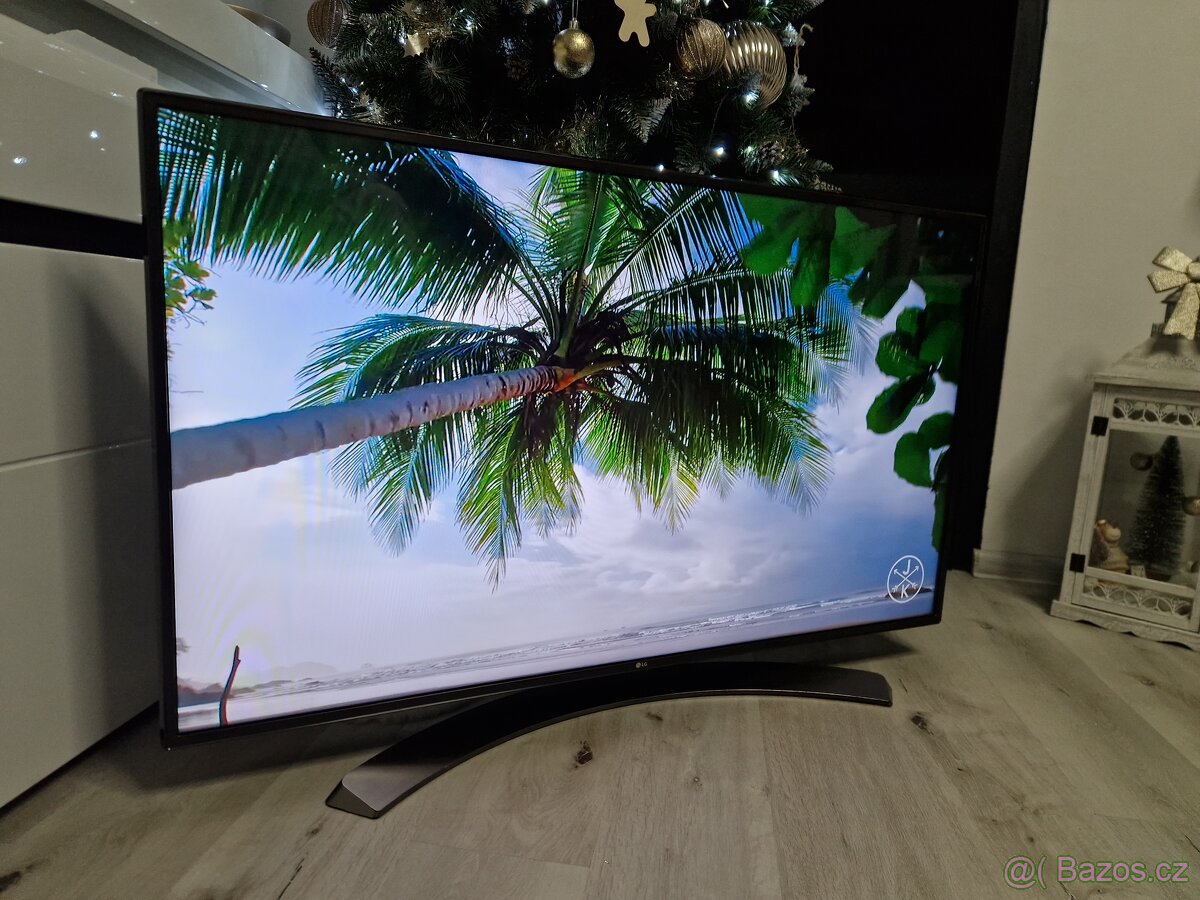 Smart Televize LG 49LH630V - 3