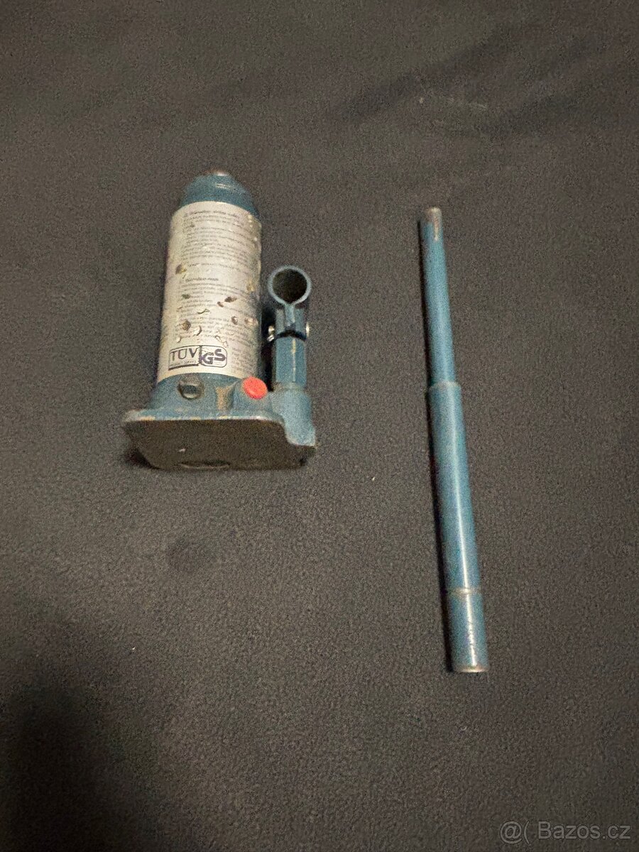 Vybavení dílny - 3