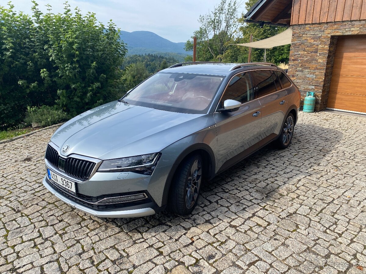 Škoda Superb Scout - 3