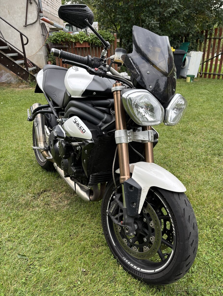 Triumph Speed Triple 1050 - 3