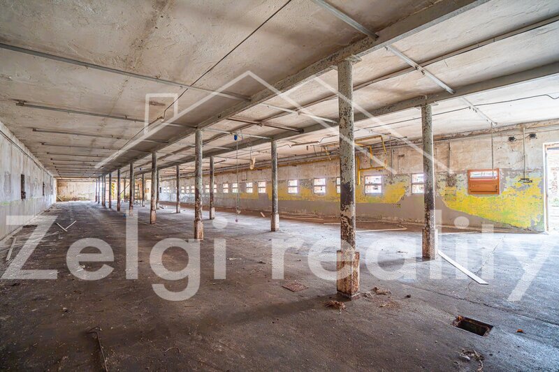 Pronájem komerčního objektu v Miloticích 1002 m2 - možnost ú - 3