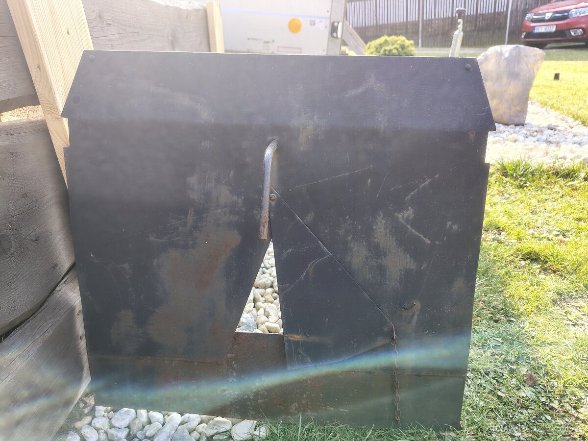 Plechový komín k ohništi krbu - 3