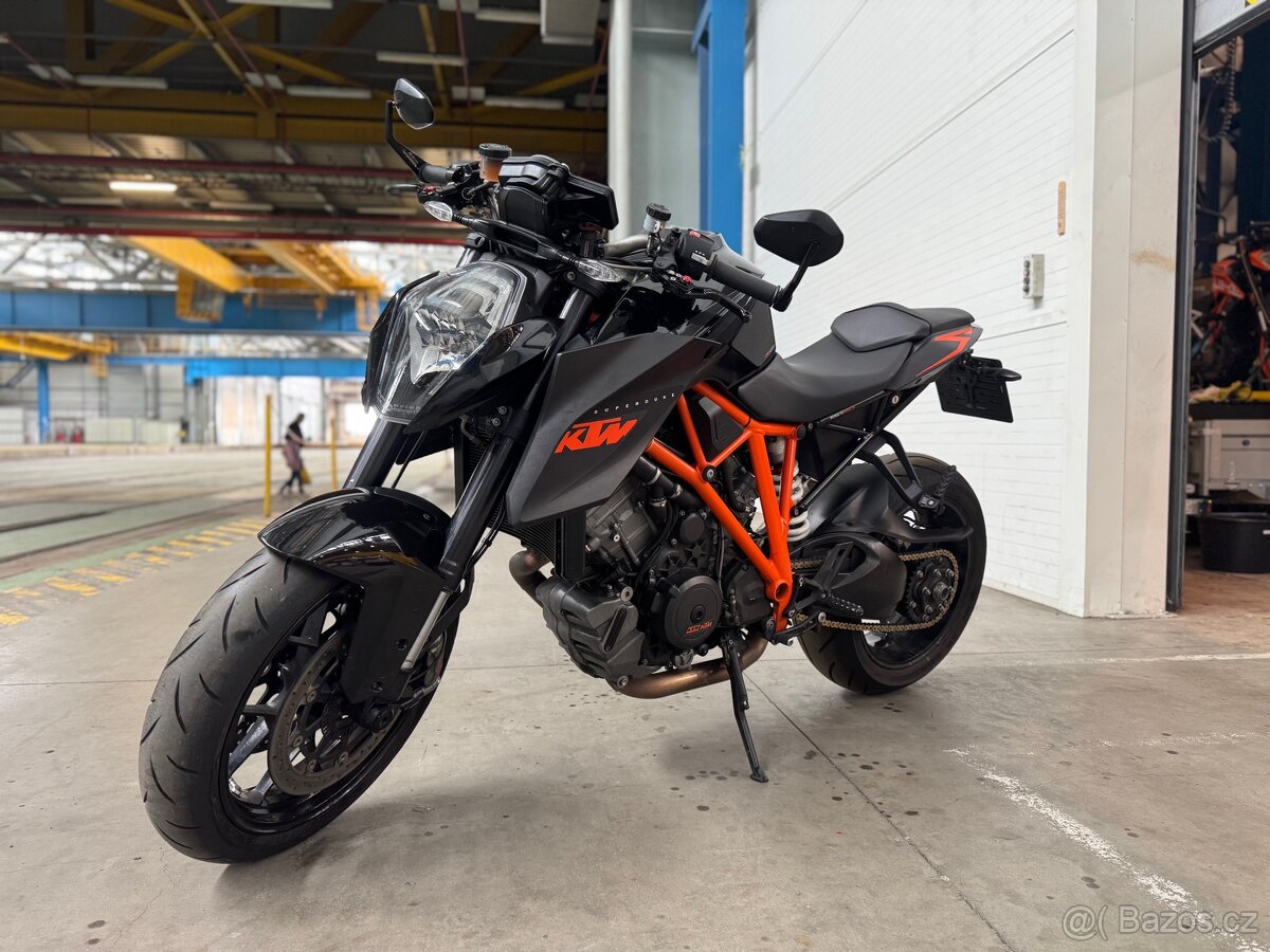 KTM 1290 superduke R - 3