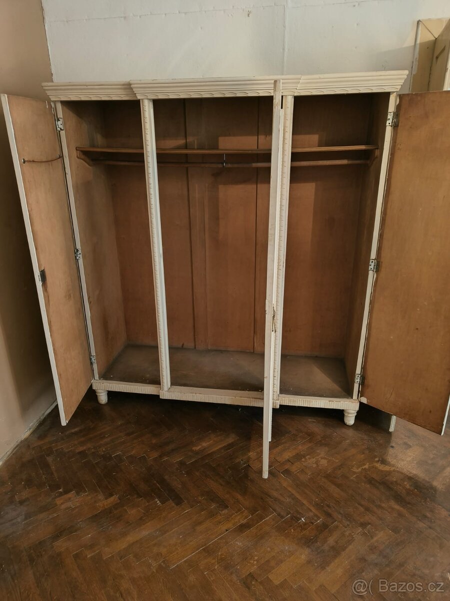 Ludvikovsky nábytek (ložnice) z roku 1940 - 3