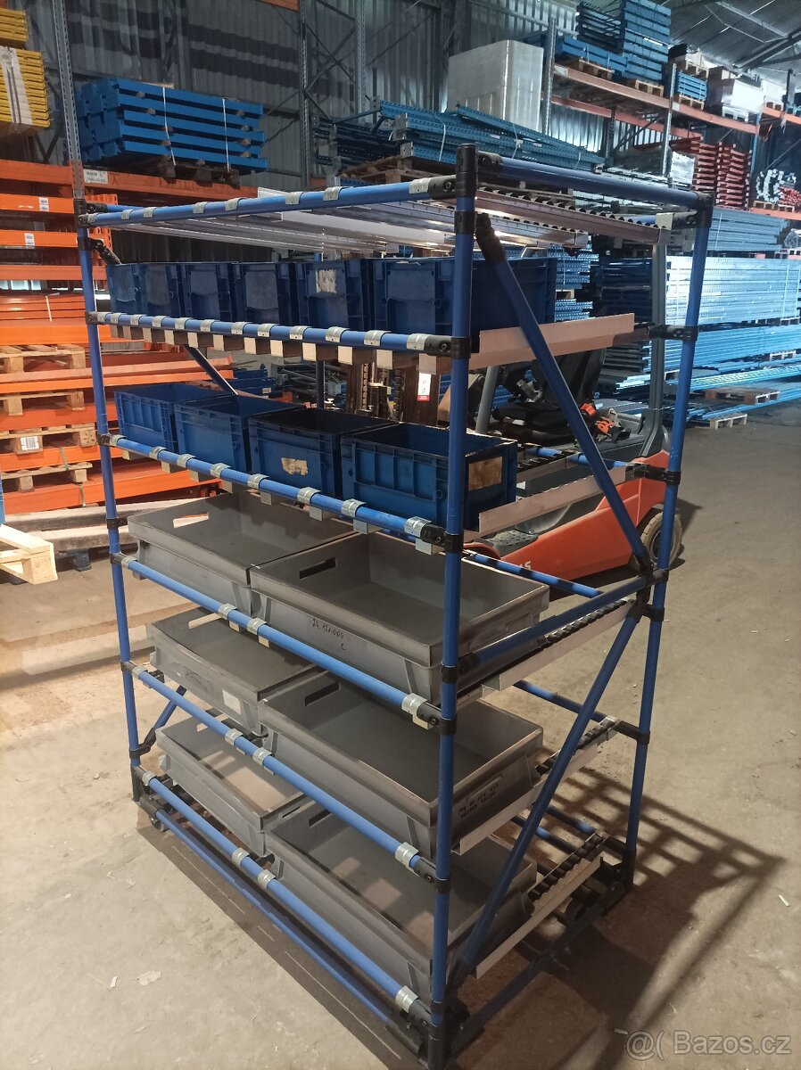 Spádové regály do garáže na cokoli - 3