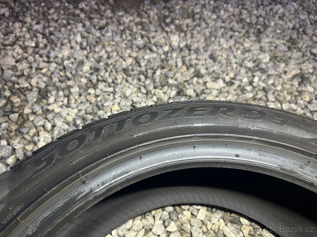 Pirelli Sottozero 3 245/45 R19 - 3