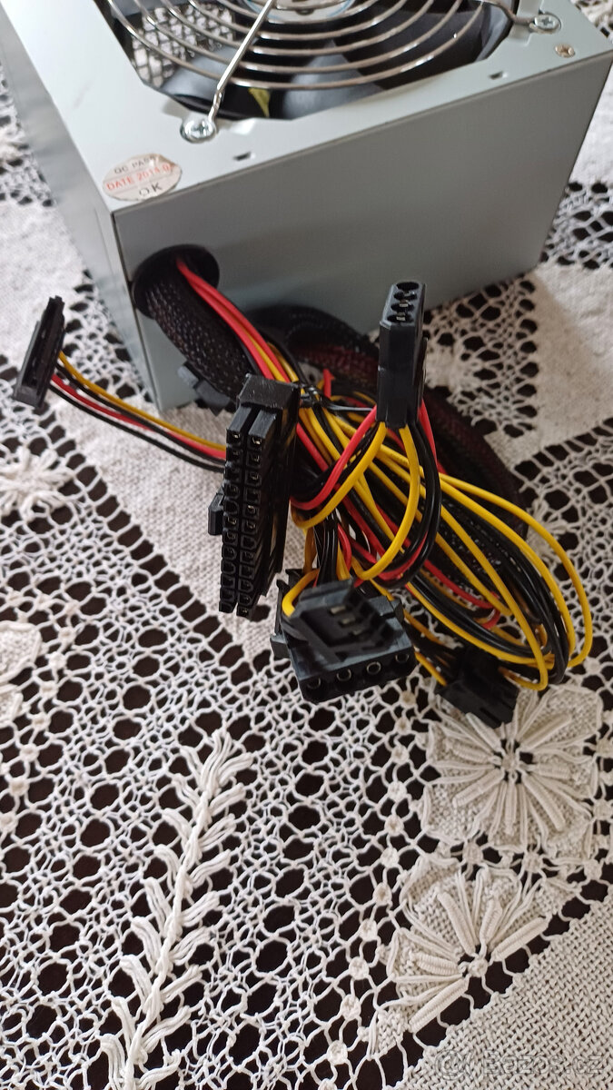 Zdroj do počítače. - 3