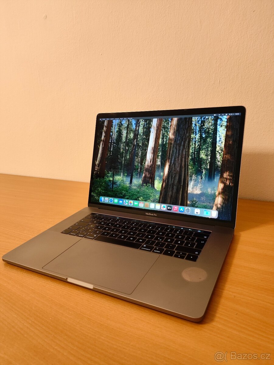MacBook Pro 2018 A1990 – 16 / 256 - 3