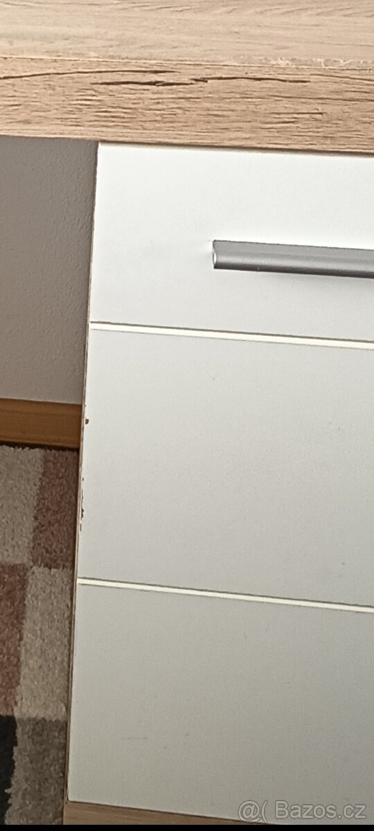 Psací/kancelářský stůl - 3