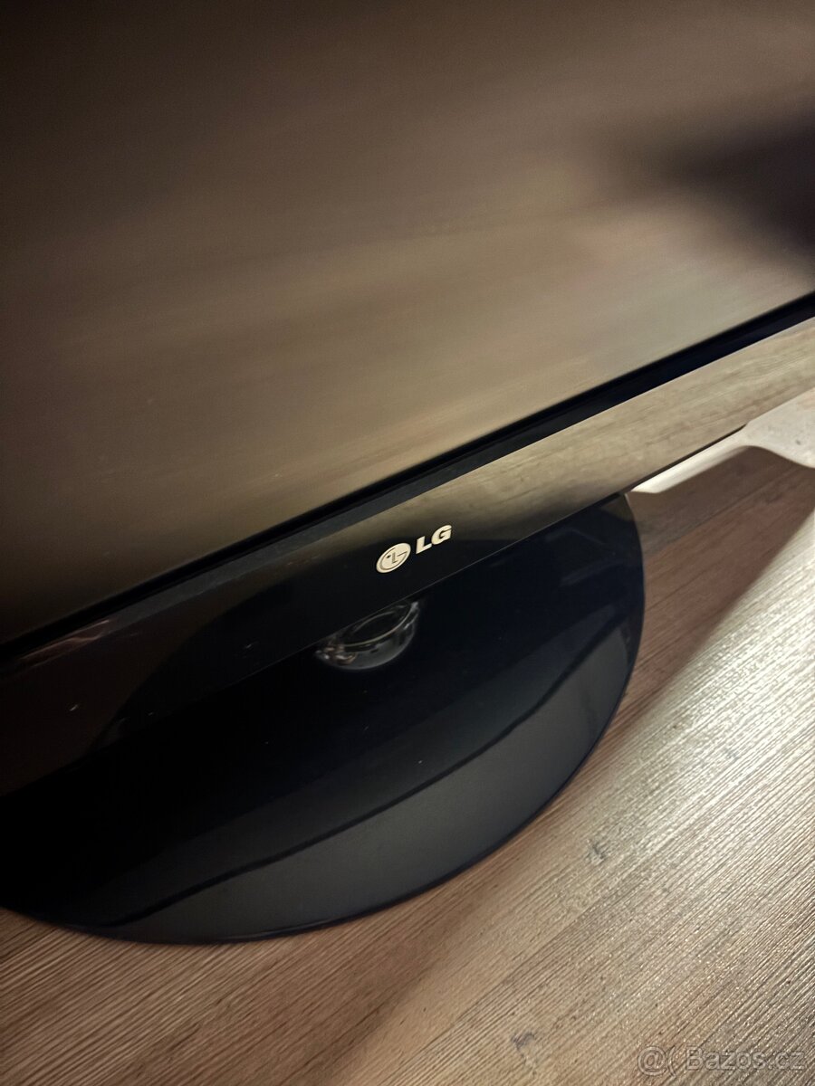 LG “32” LG32LG3000 - 3