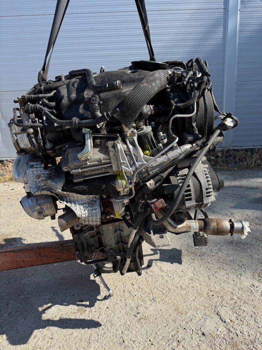 -----LAND ROVER RANGE ROVER 3.0 V6 BiTURBO-----