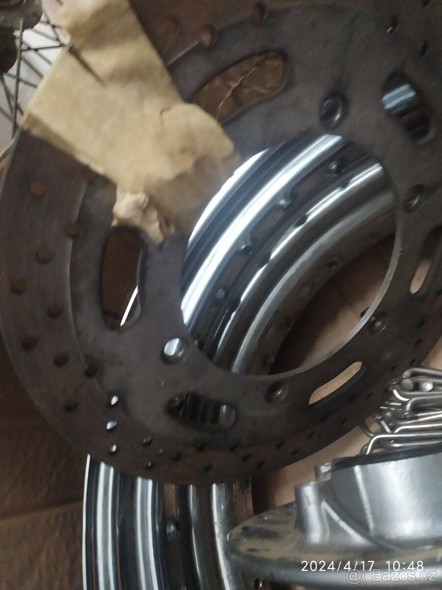 Drátěná kola Triumph Bonneville - 3