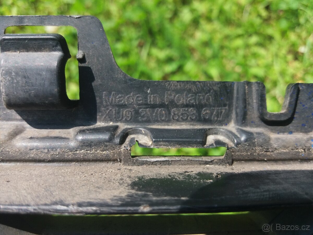 SUPERB III. - MŘÍŽKA NÁRAZNÍKU 3V0 853 677 - 3