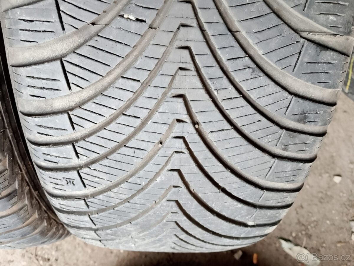 225/45/18 95w Kumho - celoroční pneu 2ks - 3