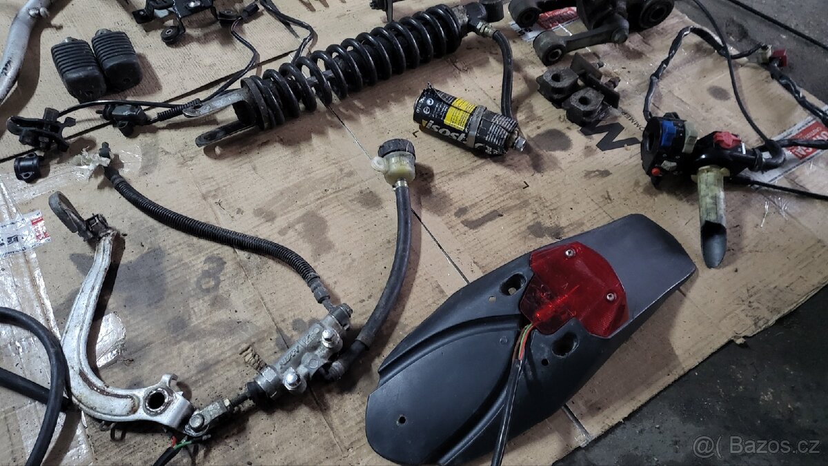 Kawasaki KMX 125 Náhradní díly - 3