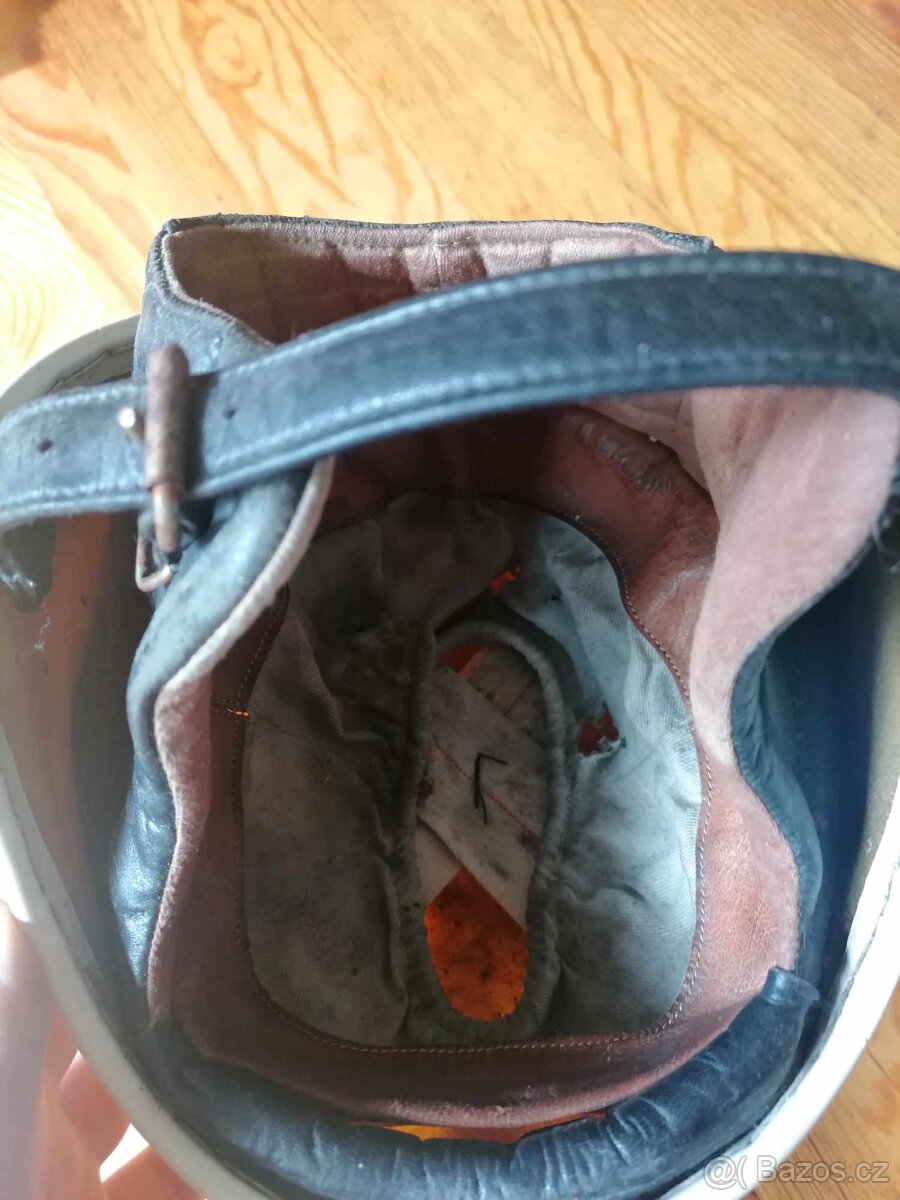 Retro přilba na motorku - 3