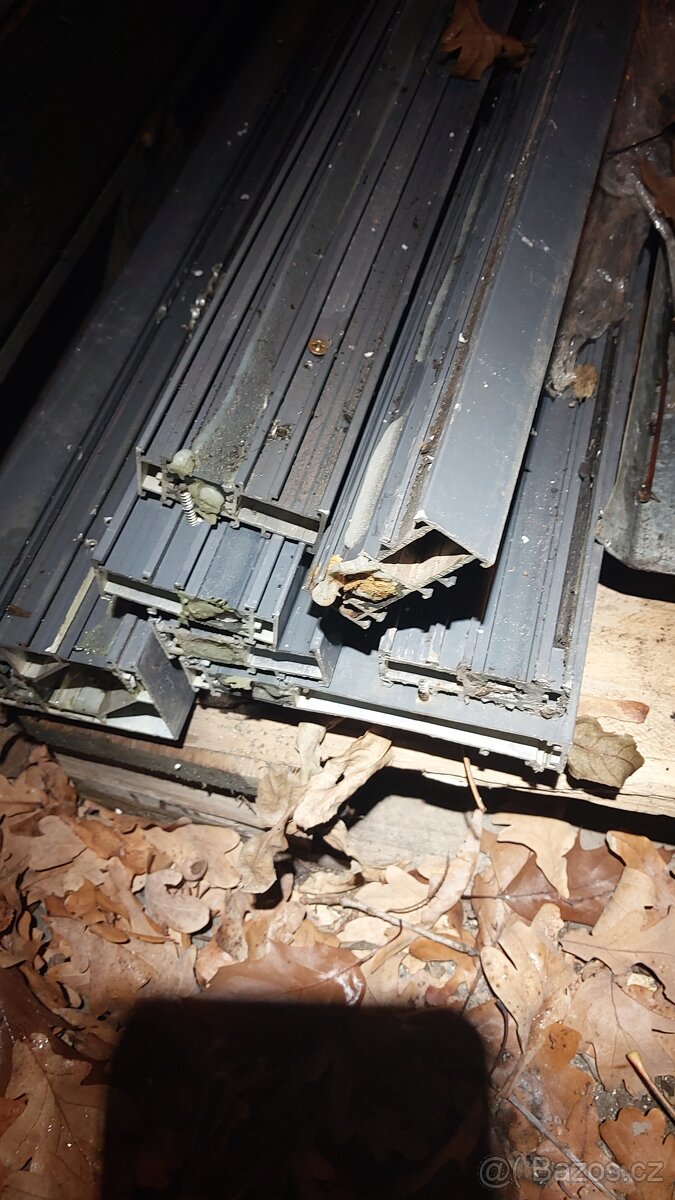 Hliníkové rozšiřovací profily pro HS portály. 240 cm délka - 3