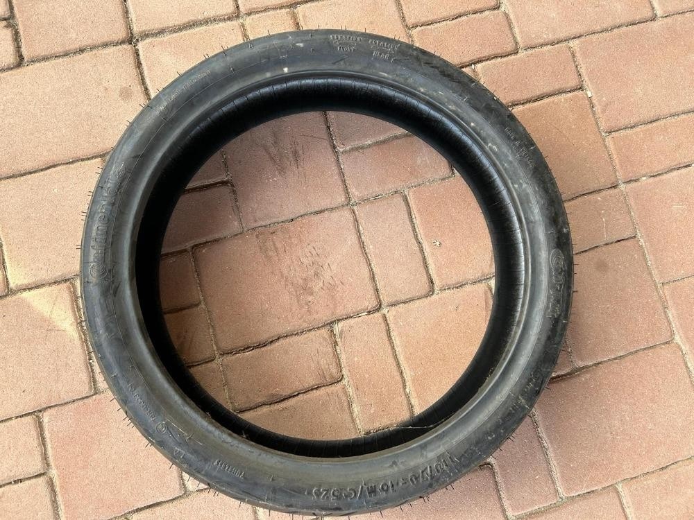 Continental Contitwist (110/70-16) - 3