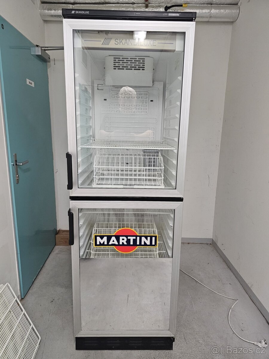 chladnička s vitrínou - 3