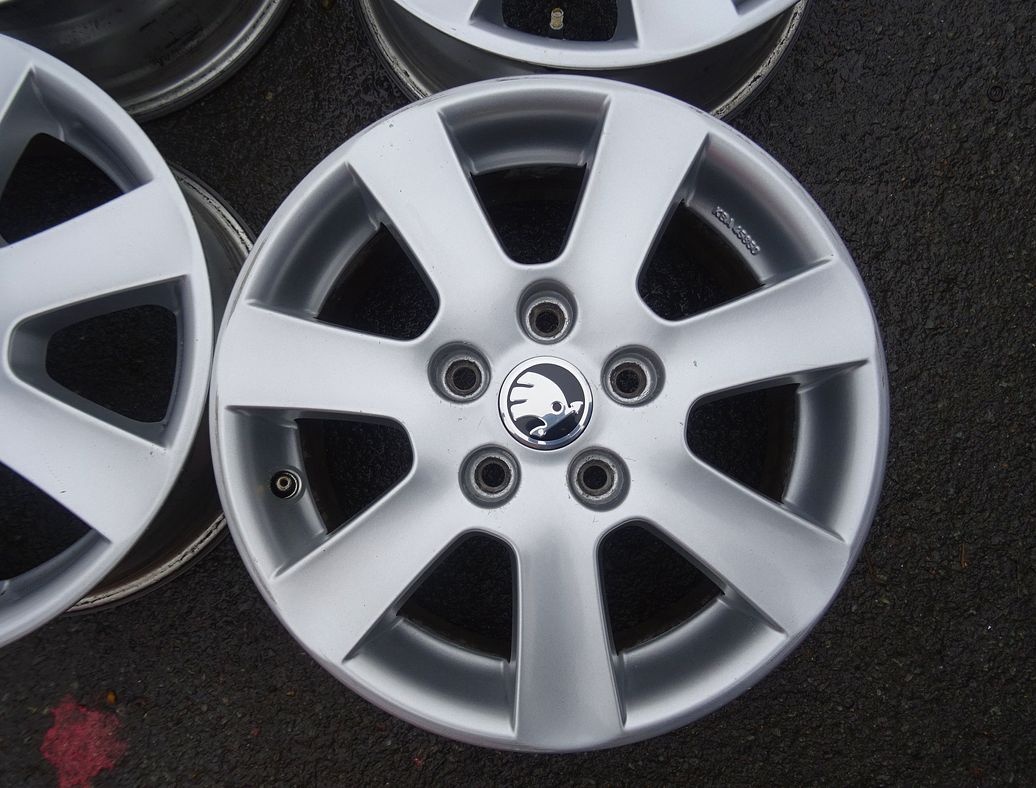 Alu disky Škoda, 15", 5x112, ET 50, šířka 6,5J - 3