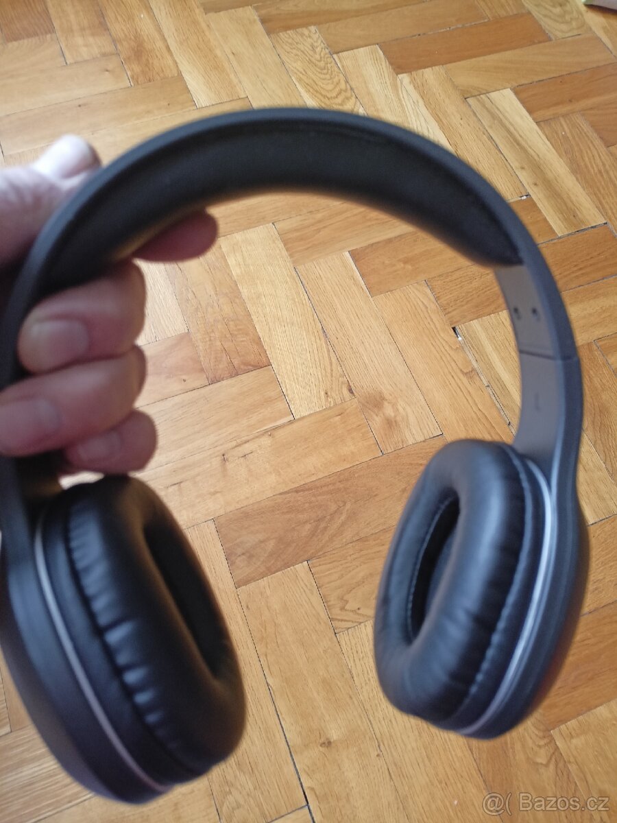 Sluchátka s kabelem - 3