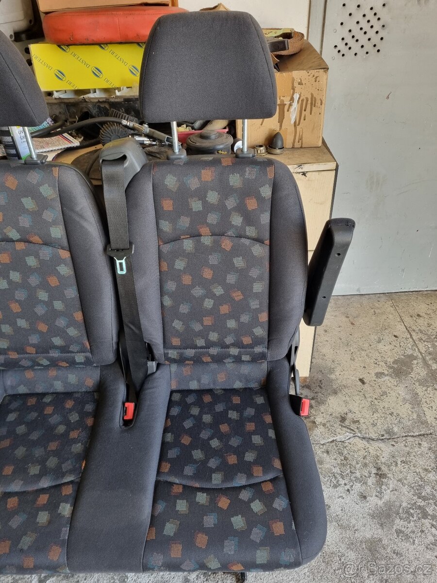 Prostřední řada sedaček Mercedes Vito W639 sklápěcí - 3