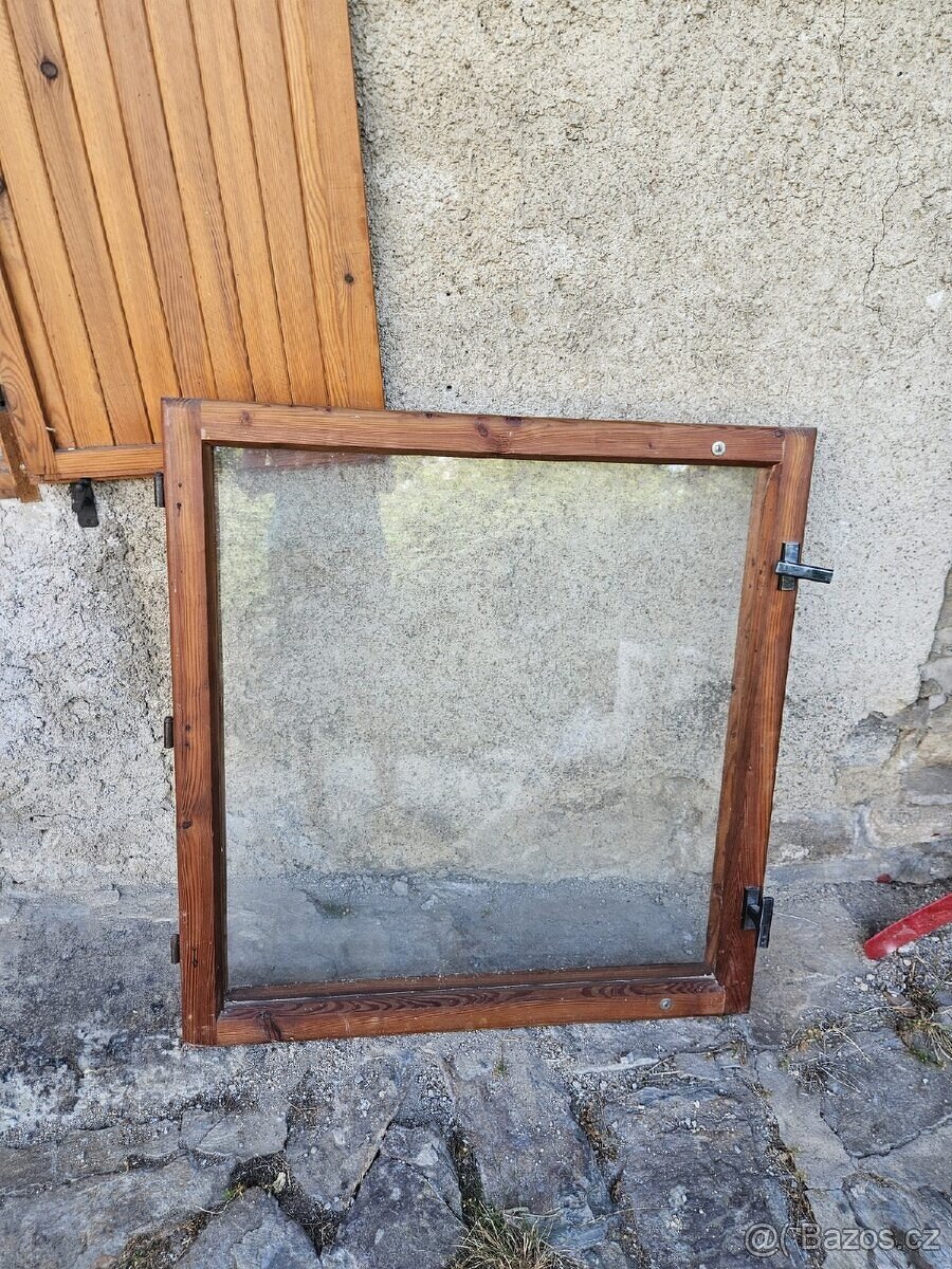 Modřínové okno s masivním rámem - 3