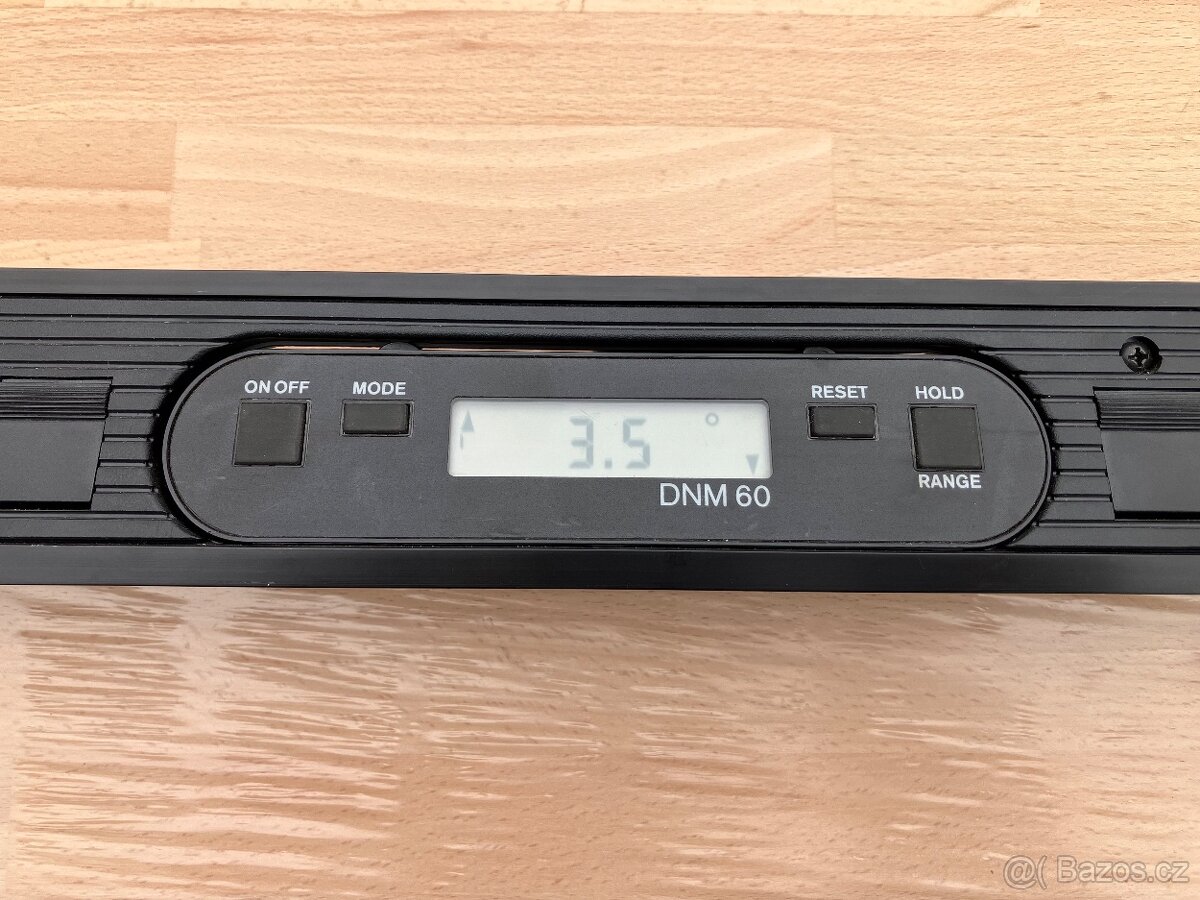 DIGITÁLNÍ VODOVÁHA BOSCH - 3