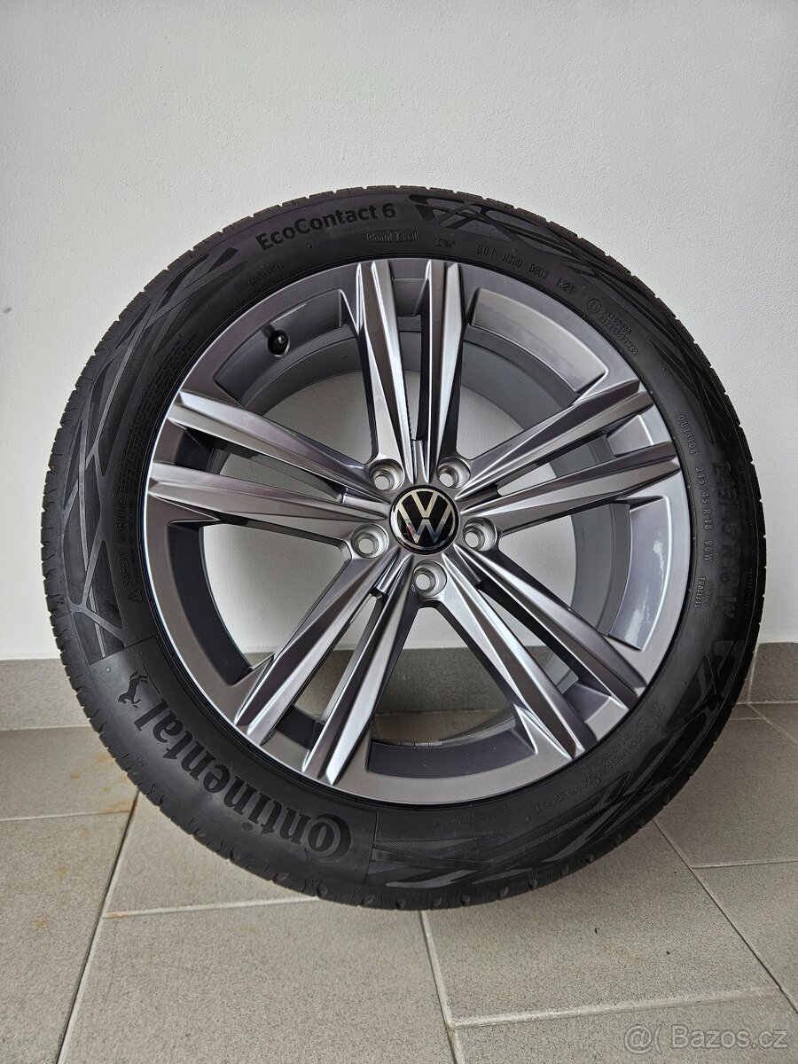 Orig. VW Sebring / Letní Continental 245/45/18 Top - 3