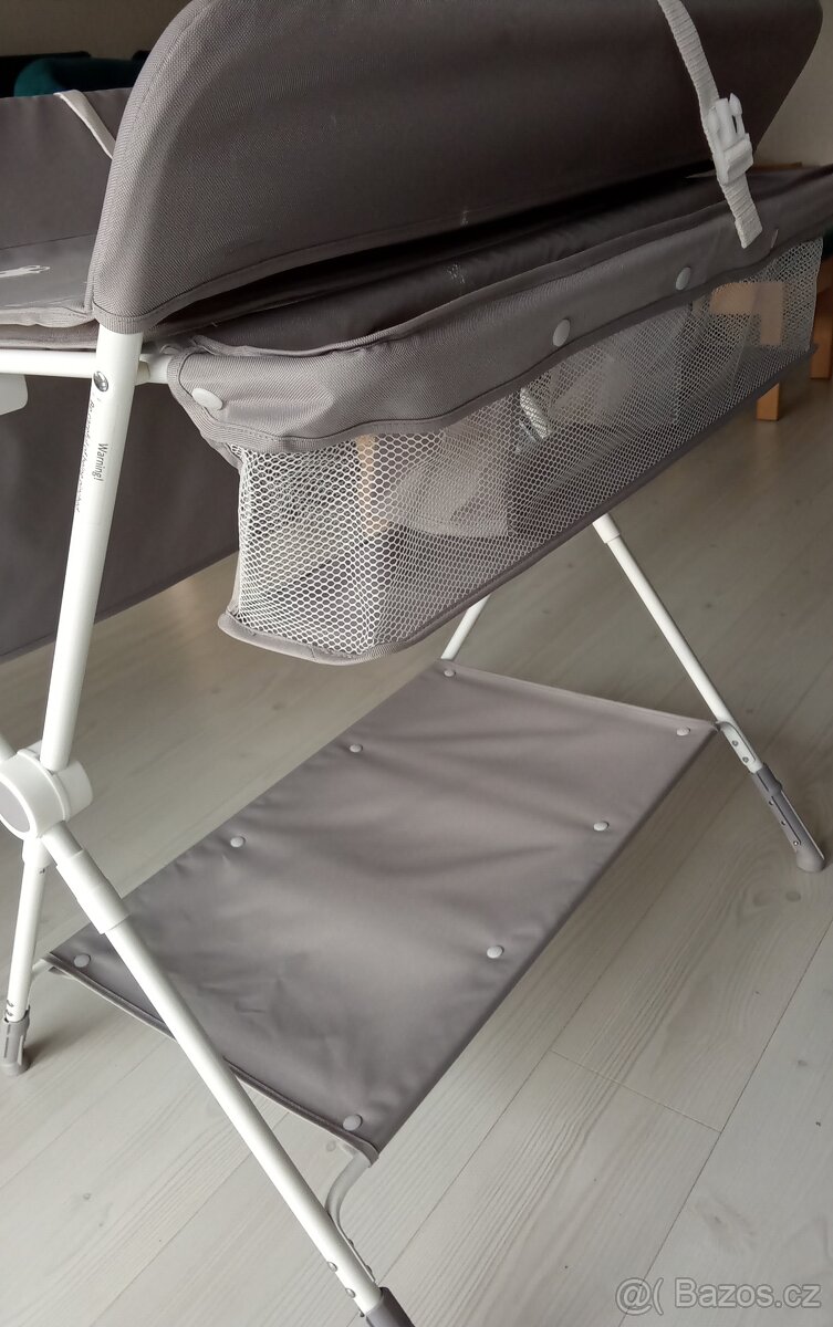 Přebalovací pult - 3