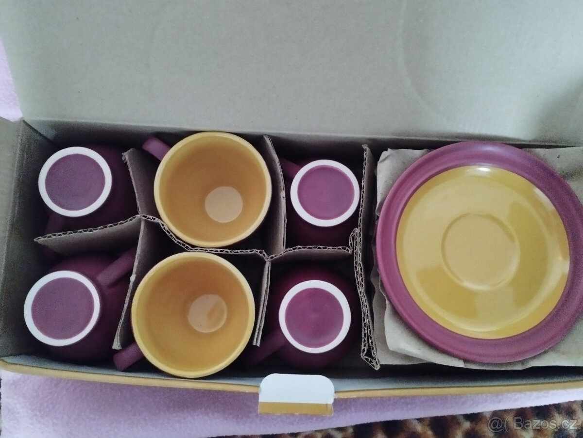 Sada kávových šálků s podšálky - 3