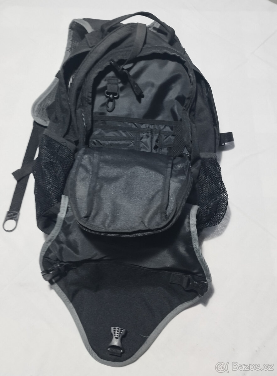 Batoh na inline nebo kolečkové brusle - 3