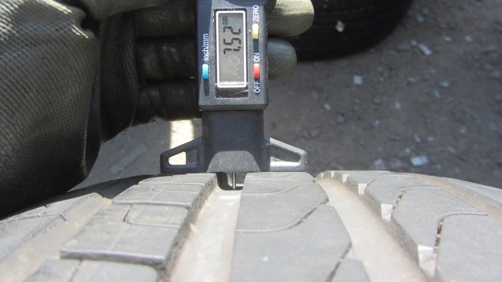 Letní pneu 235/55/19 Pirelli Run Flat - 3