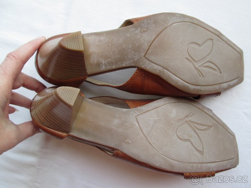 Lodičky Caprice, hnědé, vel. 37, celokožené - 3