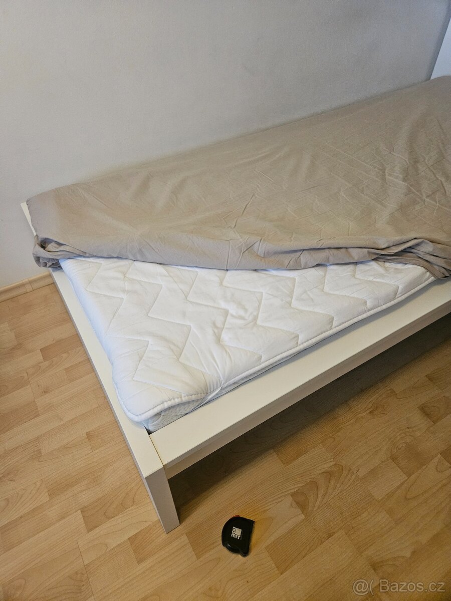 Postel Ikea Malm 90x200 cm - 3